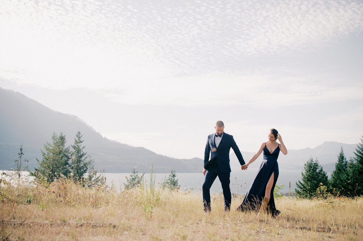wind_mountaint_ranch_engagement_photos-8