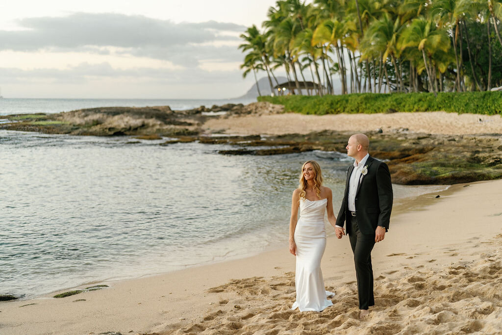 Four Seasons Oahu Elopement by Amanda Hartfield-16