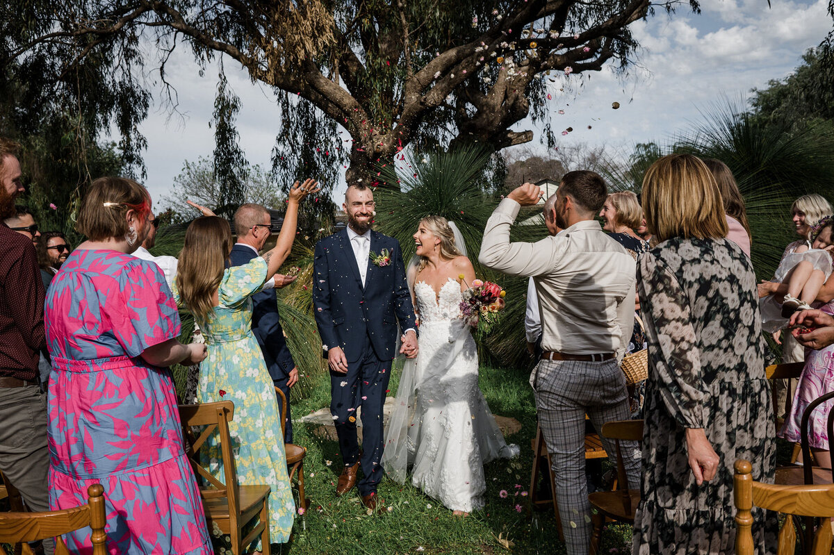 ehlanna-jake-backyard-falcon-wedding-freedom-garvey-photographer-034