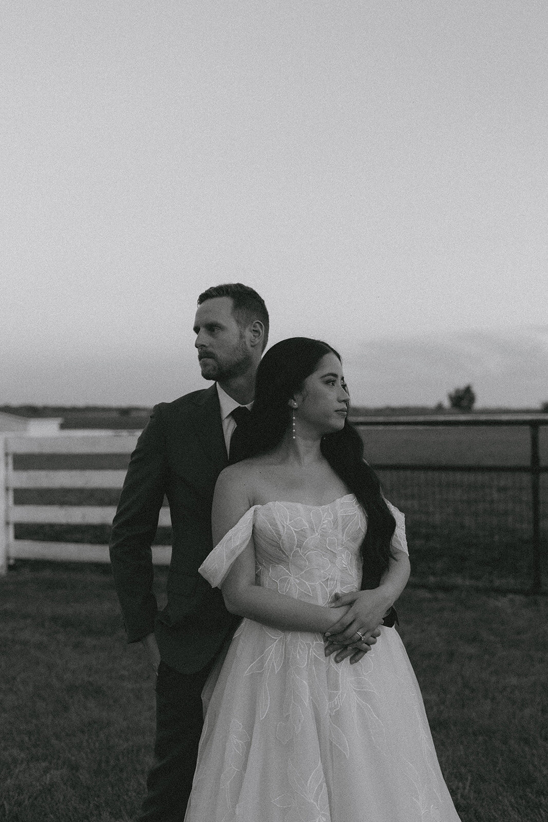Oswego IL Northfork Farm Wedding Portraits