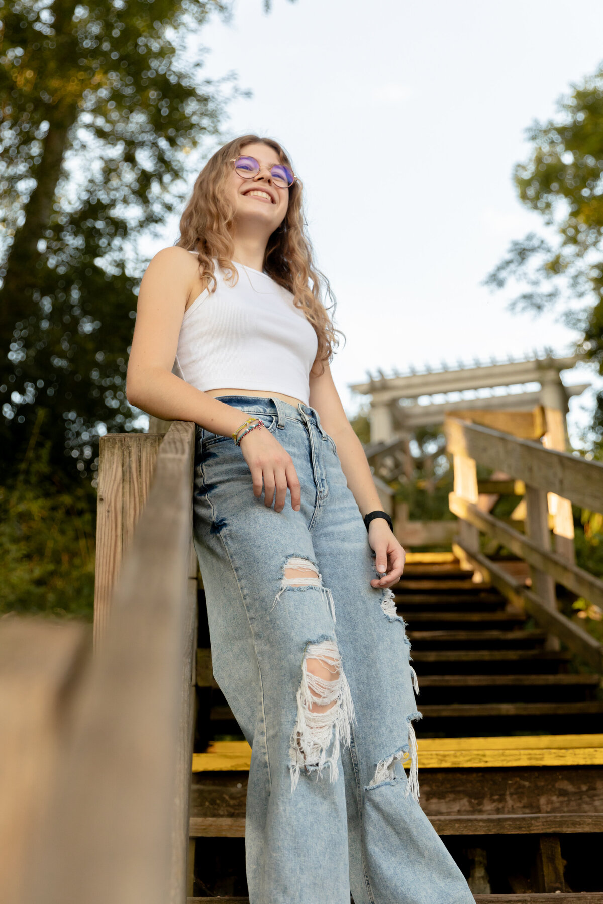 wooden-stairs-senior-portrait
