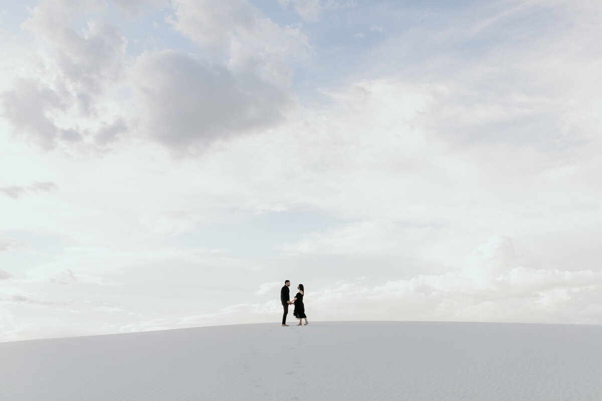 white-sands-national-park-engagement-photo-shoot-20