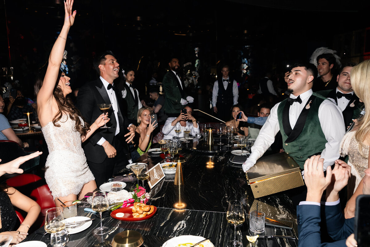 115riskyexposure_alexis-tyler_las-vegas-elopement-photography