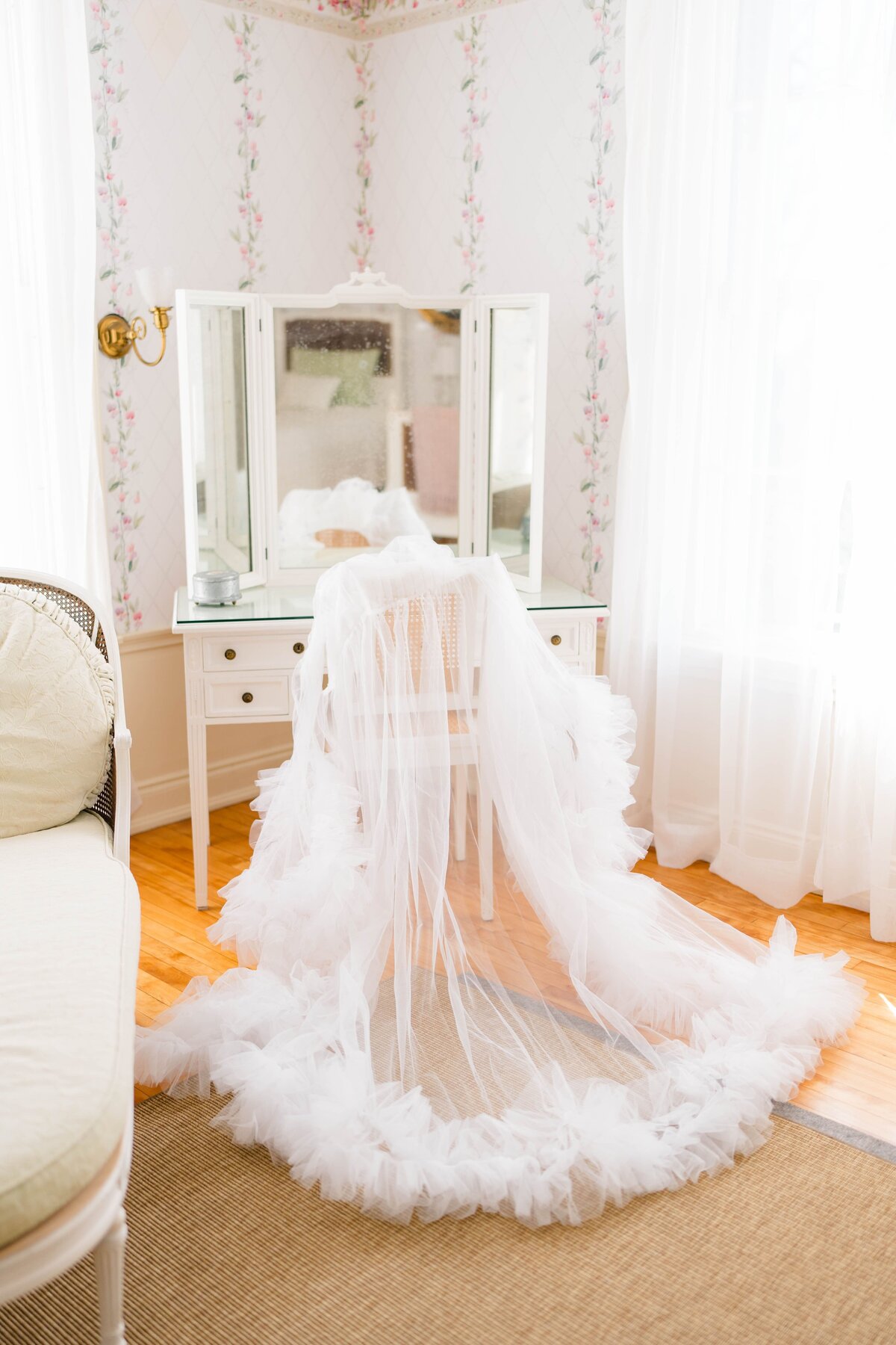 Caprio Captured Photography - Linden Place wedding - editorial wedding - fine art wedding - ri wedding photographer