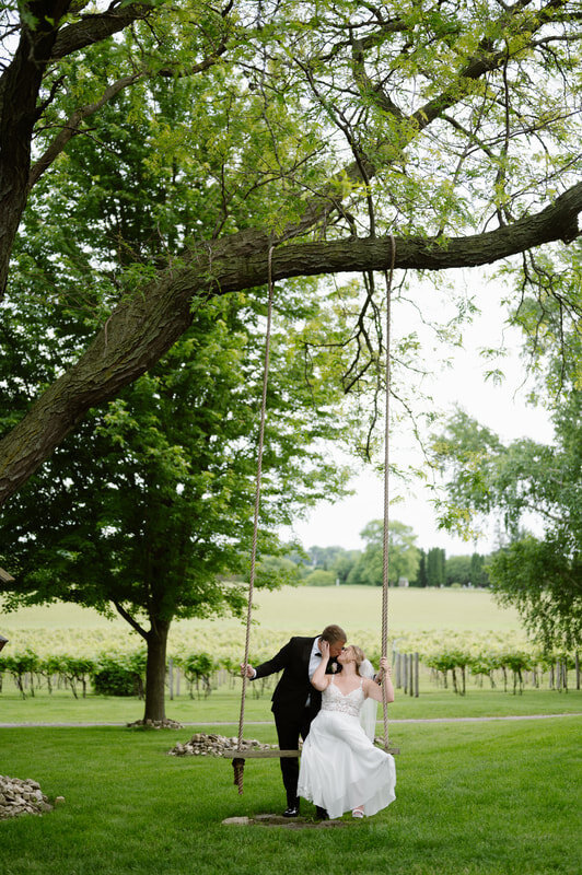 sydney-ethan-wedding-preview-18_orig