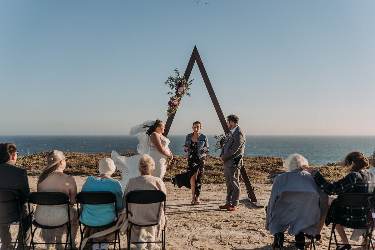 Joyce Li Photography Destination Wedding Elopement Engagement Lifestyle Portrait Photographer West Coast Seattle Washington California santacruzintimatewedding-19