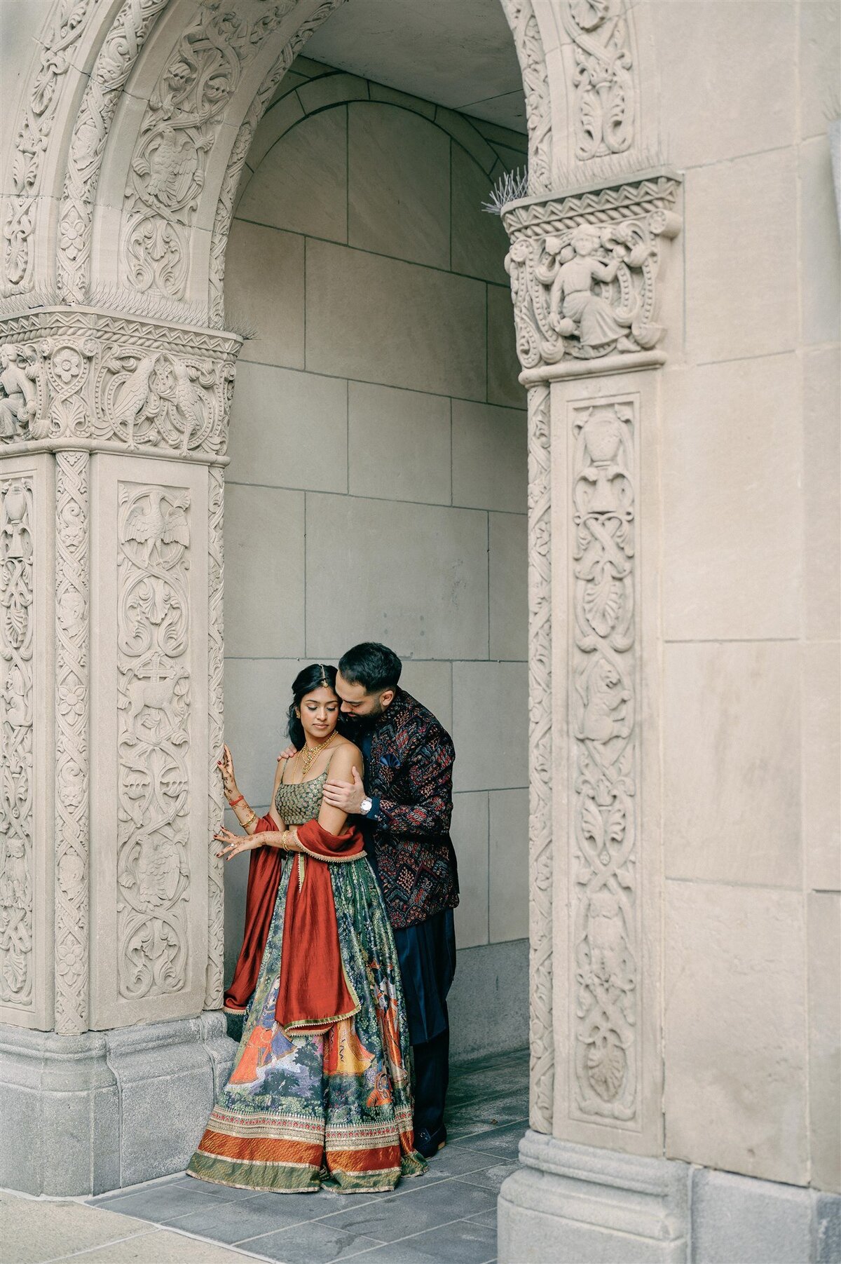 luxury-indian-south-asian-wedding-modern-black-tie-019