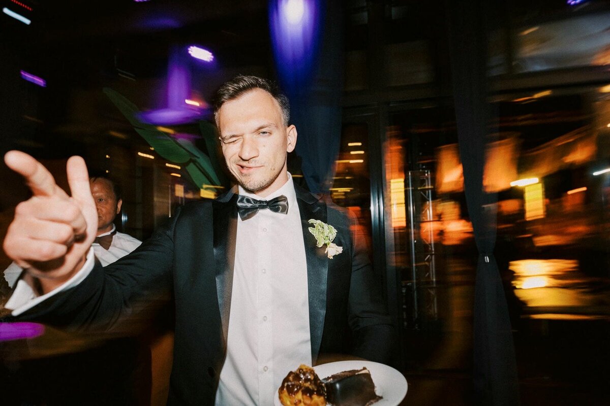 W7-Wedding-Photos-Emily-and-Michael-2024-05-26-2500px-1460