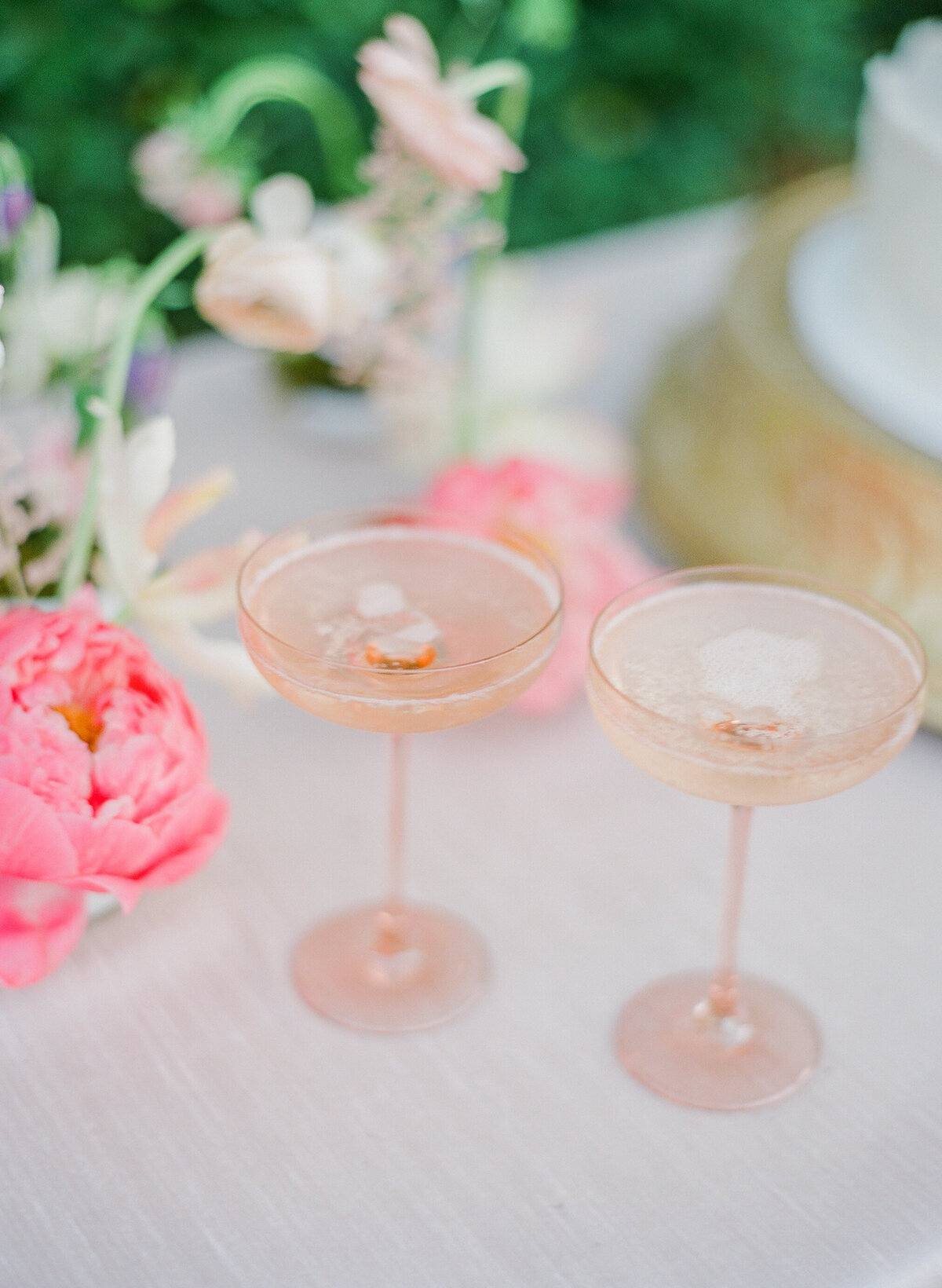 blush-pink-champagne-couple-carillon