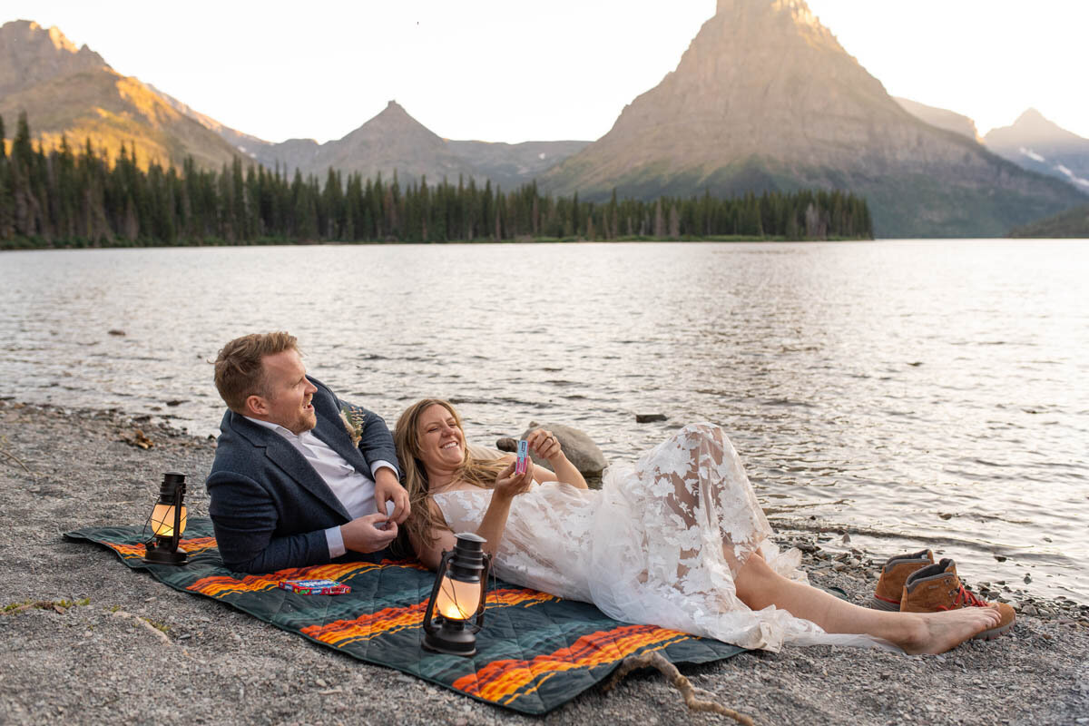 Indiana-elopement-packages-couple-candy-picnic