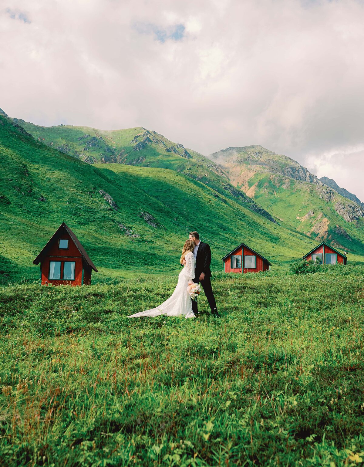 Alaskan-Mountain-Wedding-5