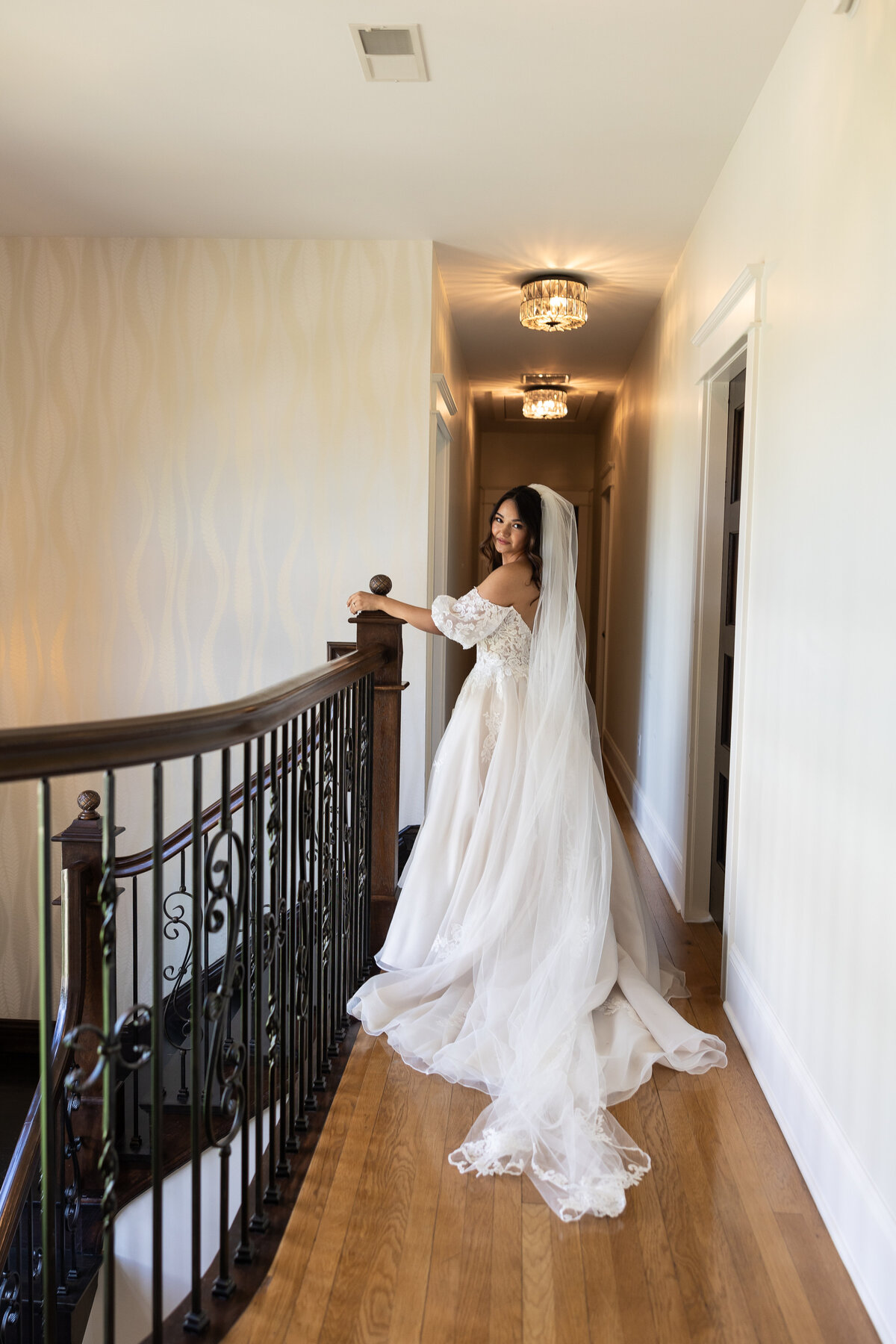 Wedidng photography in Grand Rapids by Savvy Shoots Photography