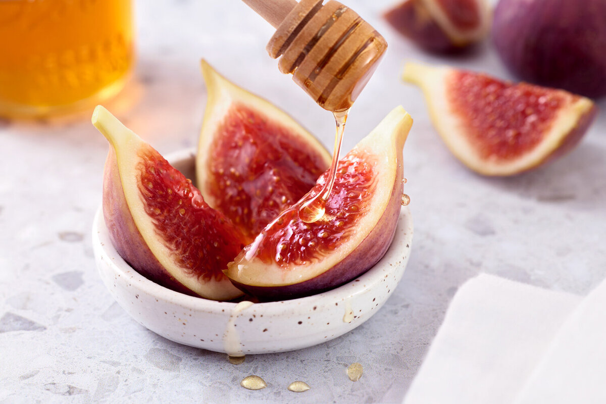 Fresh Figs Honey Drizzle