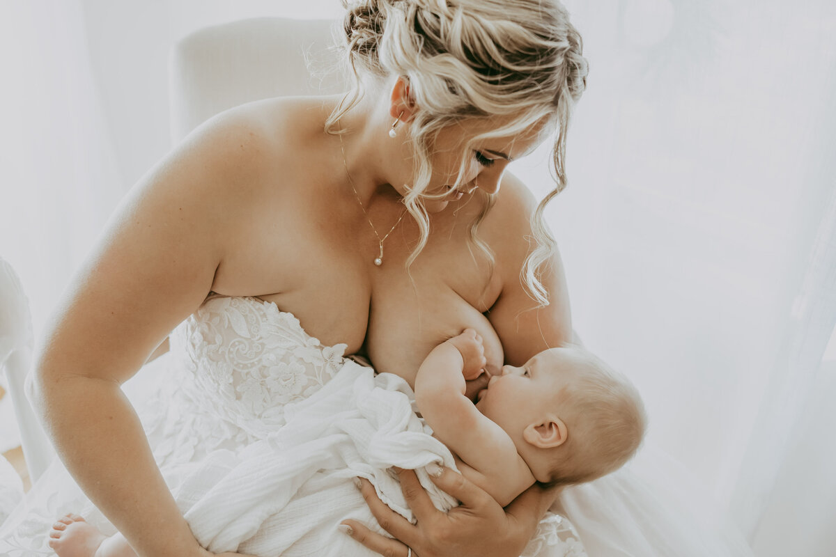 loudoun county, va wedding photographer  breastfeeding photographer  4