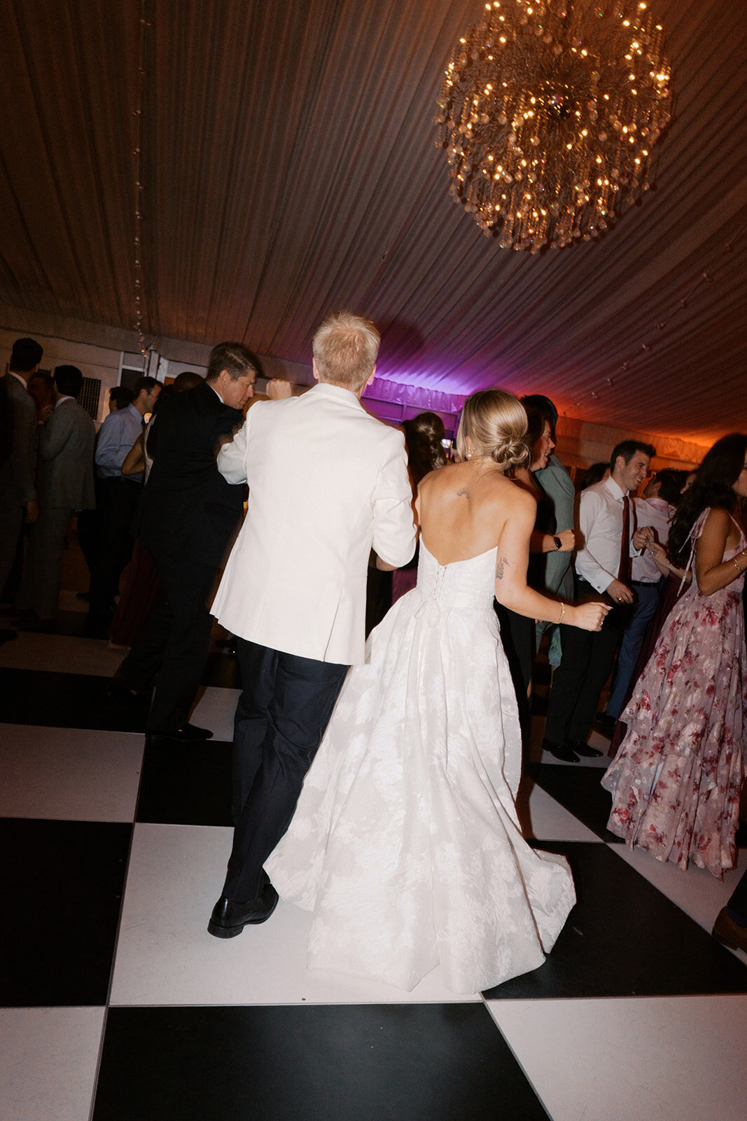 ian-rempel-photography-courtney-charlie-wedding-photos-1205