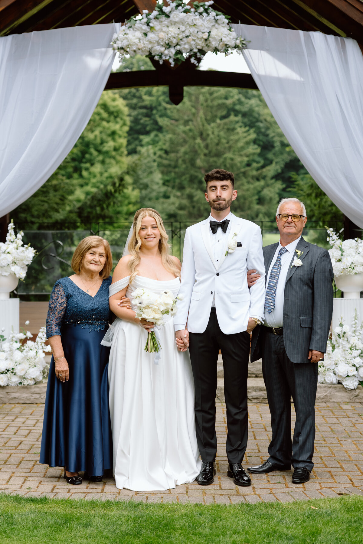 Sara & Joni Wedding Samples-125