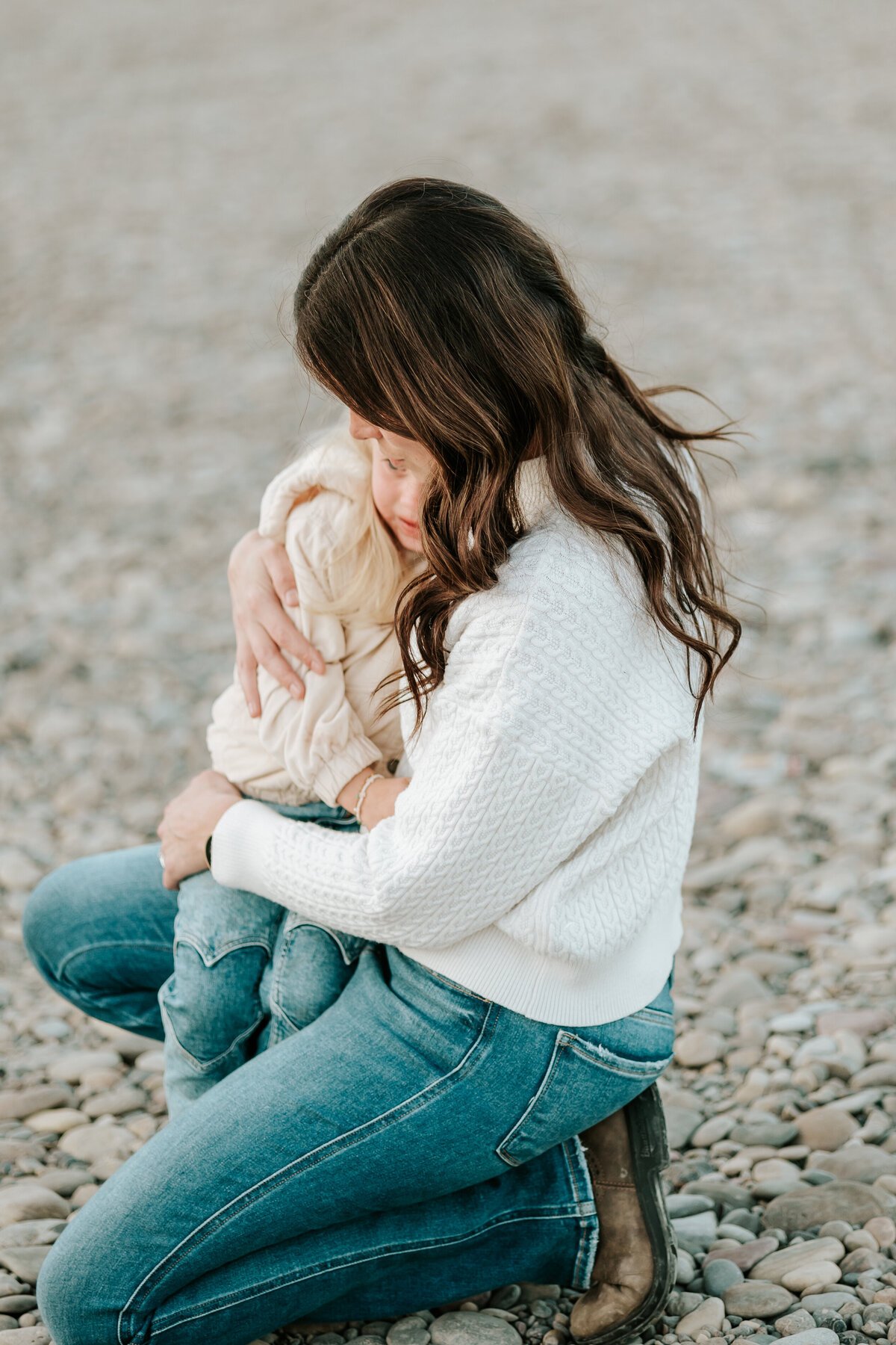 Fall Southern Alberta River Bottom Family Session (12 of 16)