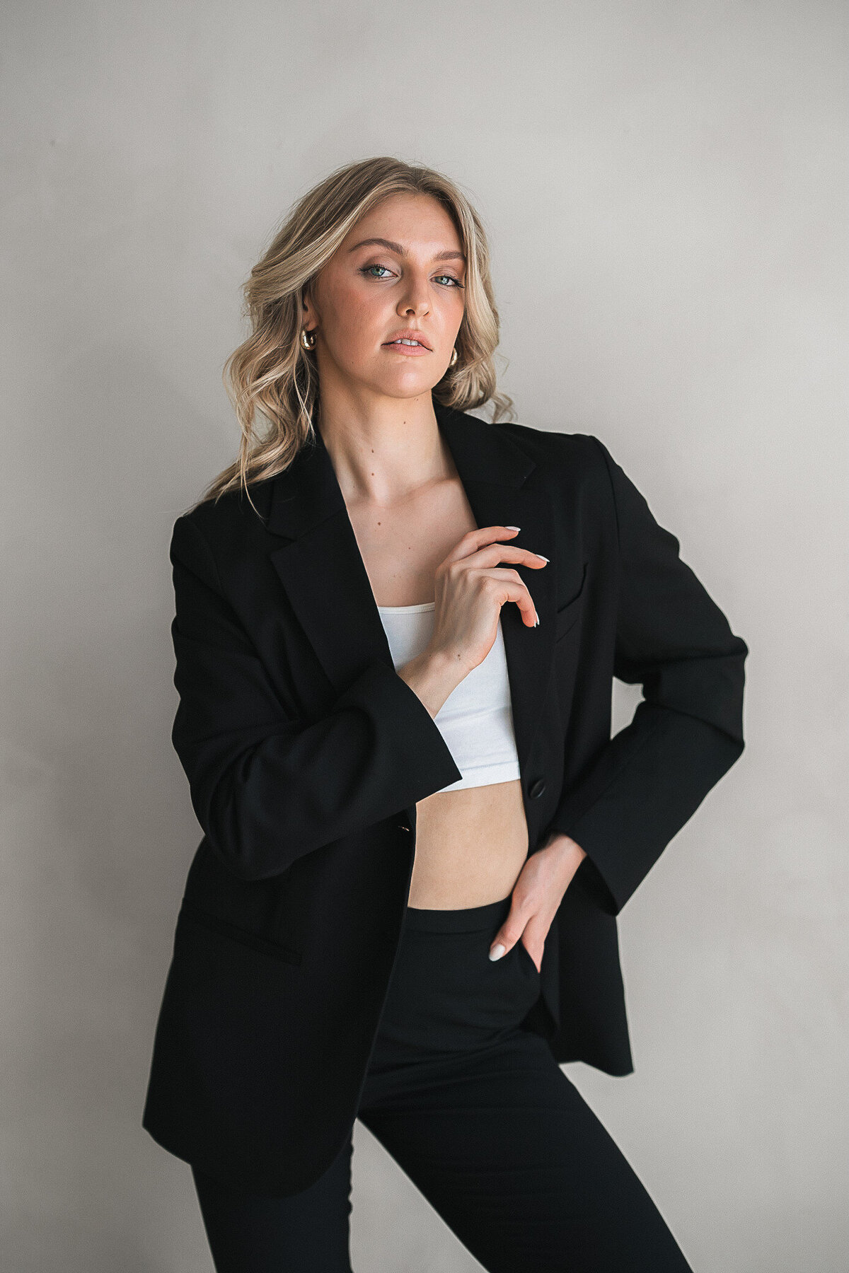 Samantha - Portrait - Casa at Parkhill - print-75