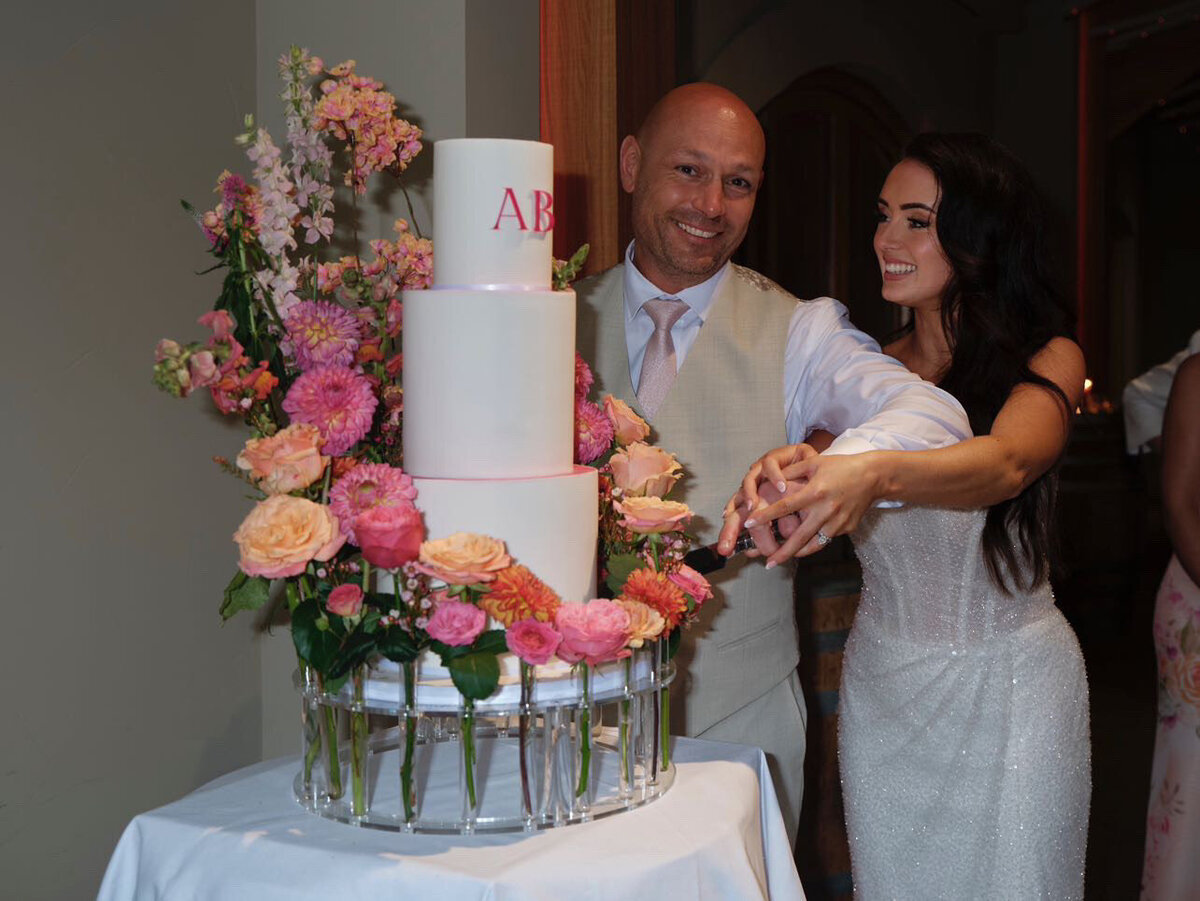 9B6699D4-5DA1-405E-BFDF-0E01BAA17335