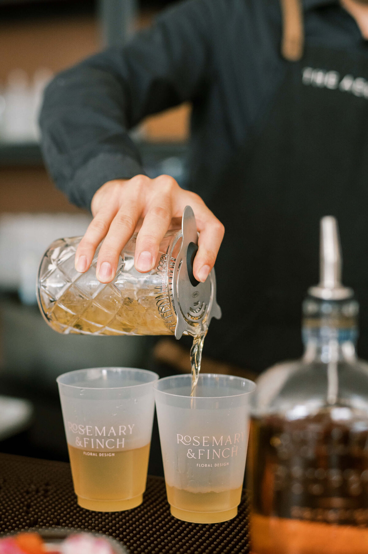 08 Romantic-Feminine-Logo-Florist-Branding-Fig-2-Design