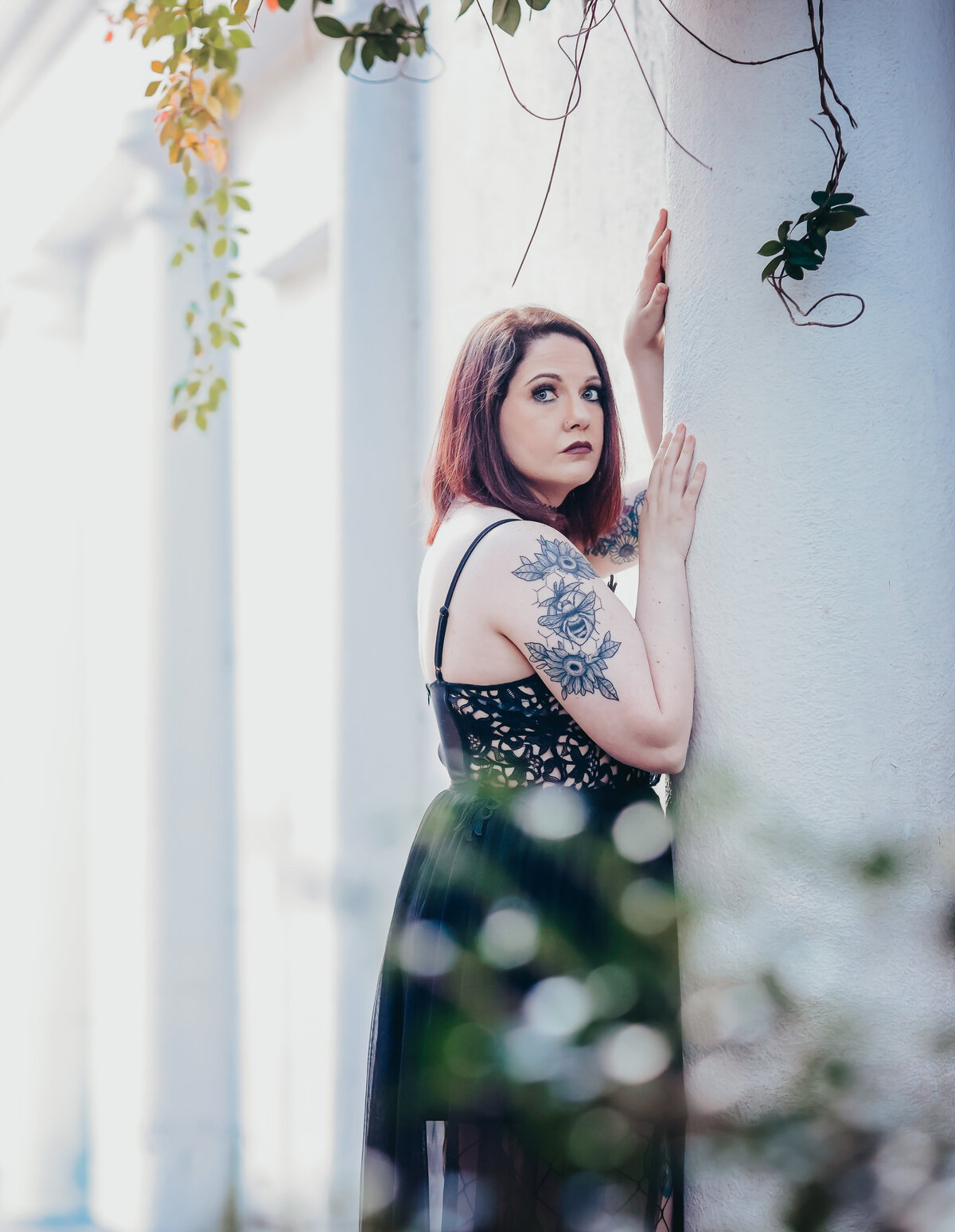 savannah-boudoir-glamour-forsyth-park-portrait-01