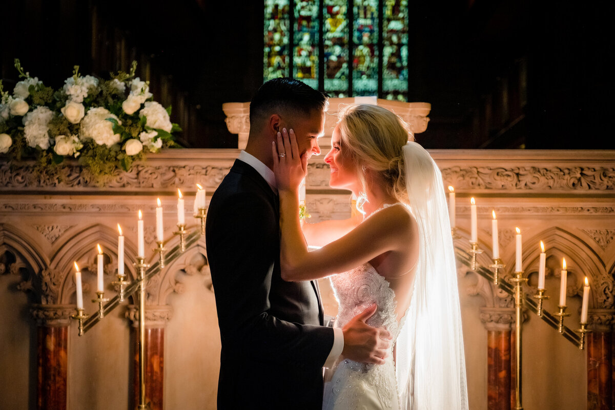 wedding pictures first presbyterian church downtown pittsburgh