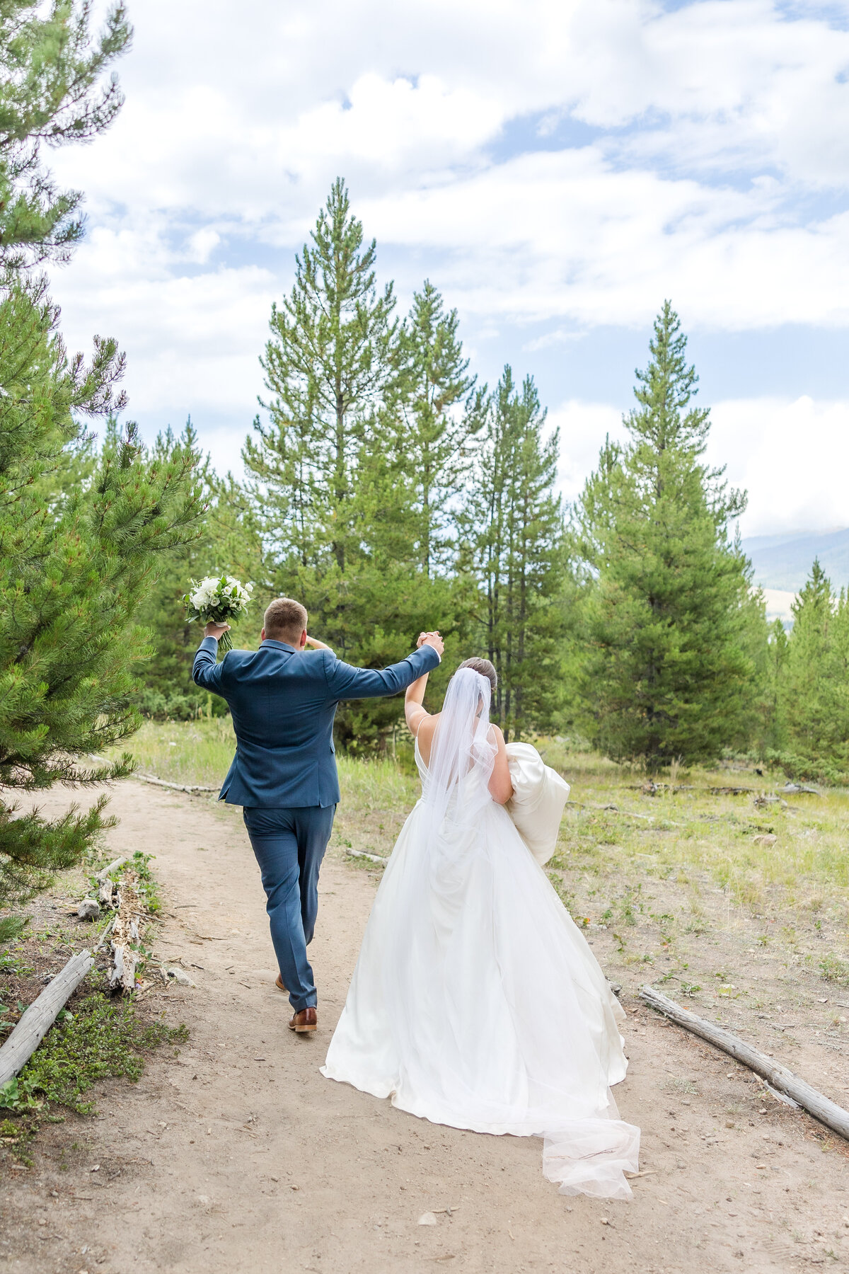 Hannah + Jared | Wedding Preview-38