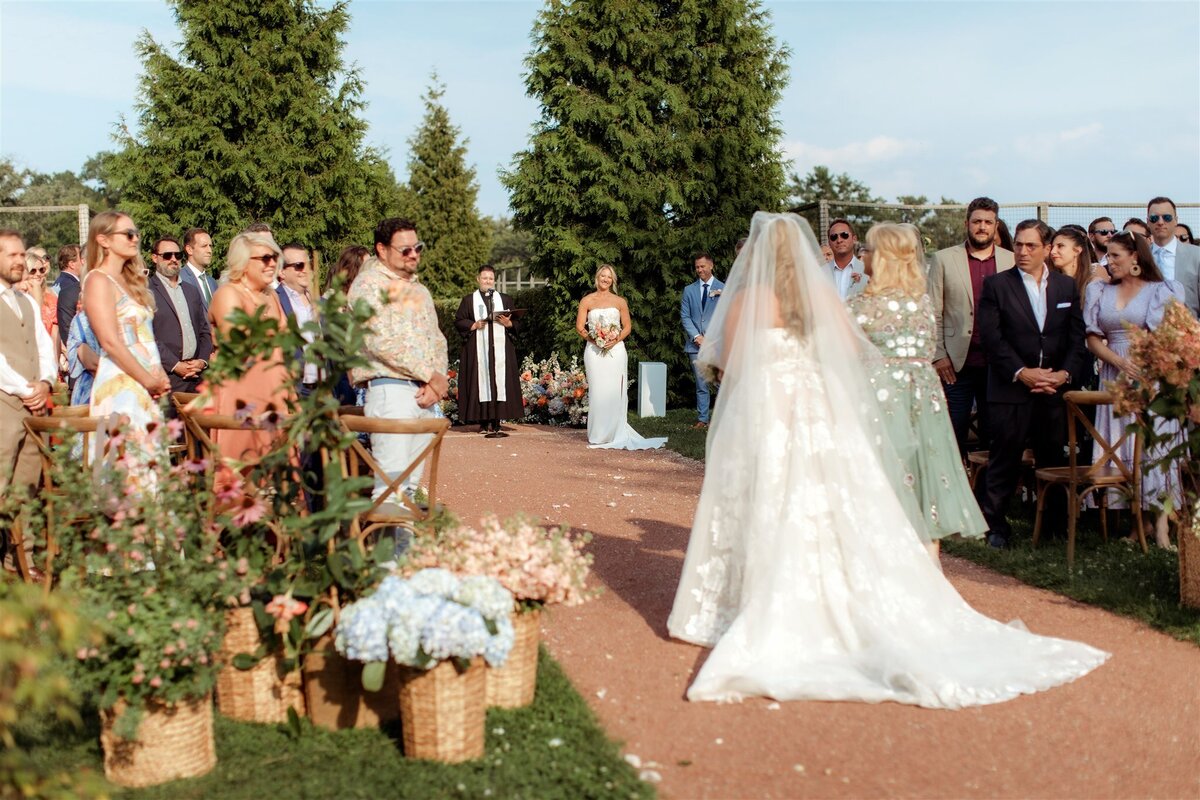 wedding-ceremony-bride-elawa-farm-lake-forest
