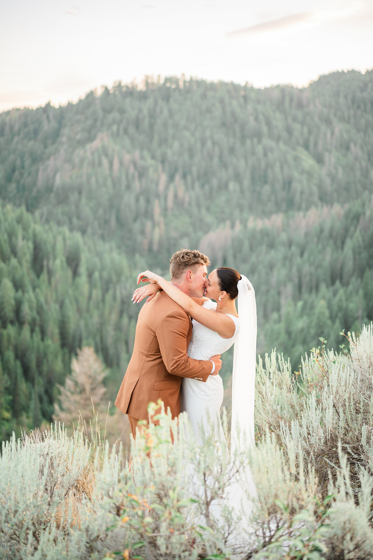 Ella & Kormic Bridals (203 of 300)