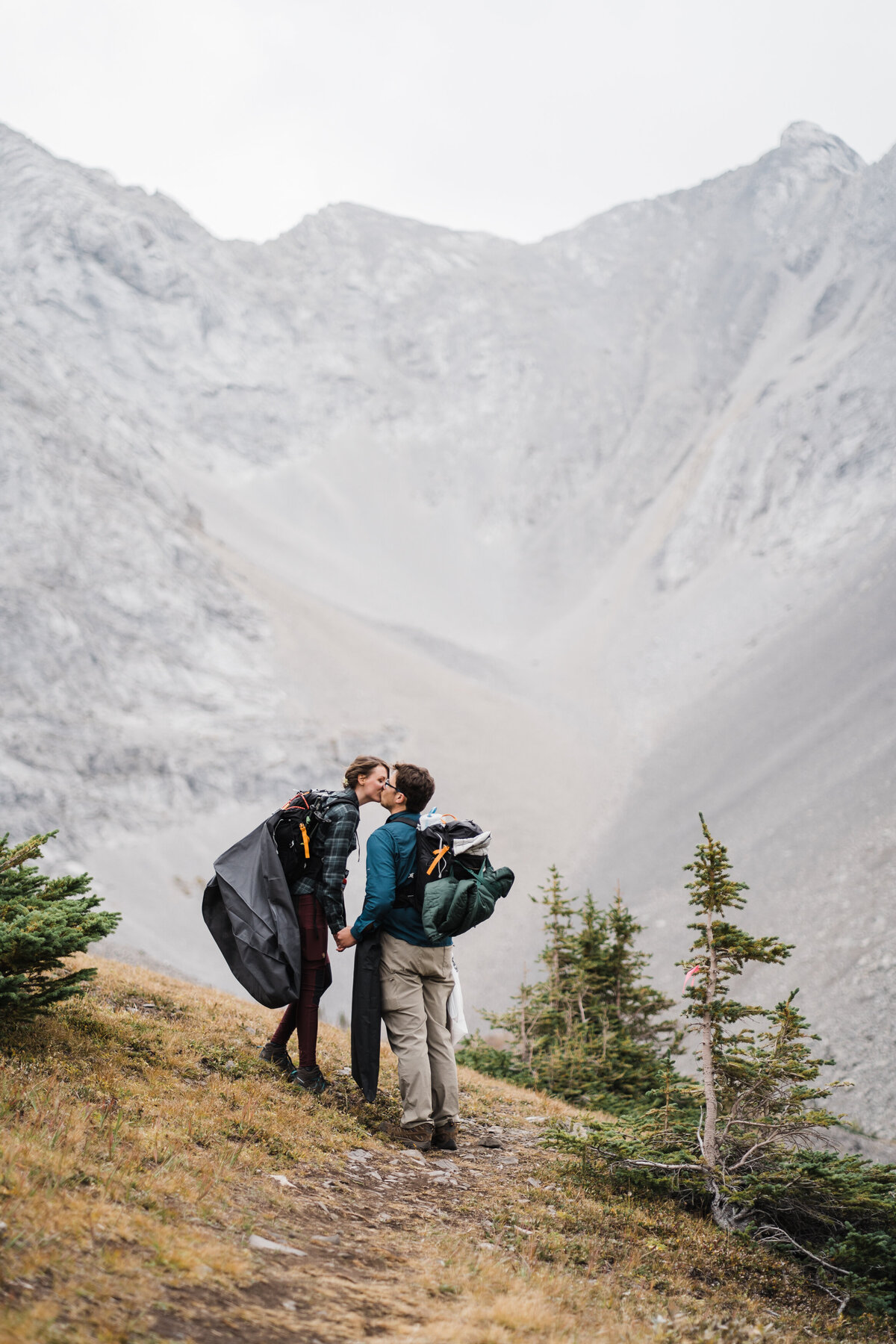 kananaskis-hiking-elopement-10