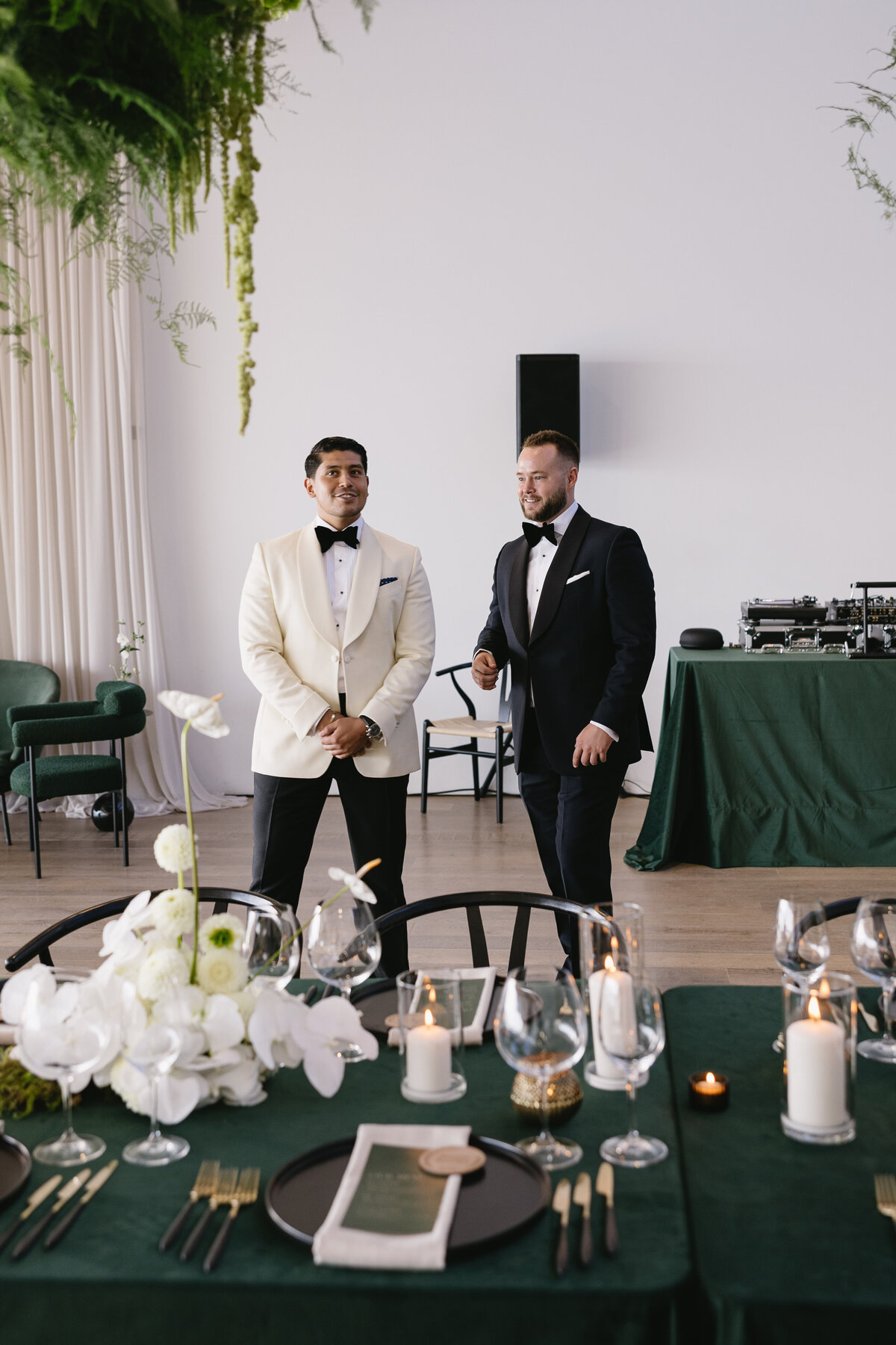 kathryn-mclaren-photo-the-polygon-vancovuer-queer-wedding-372