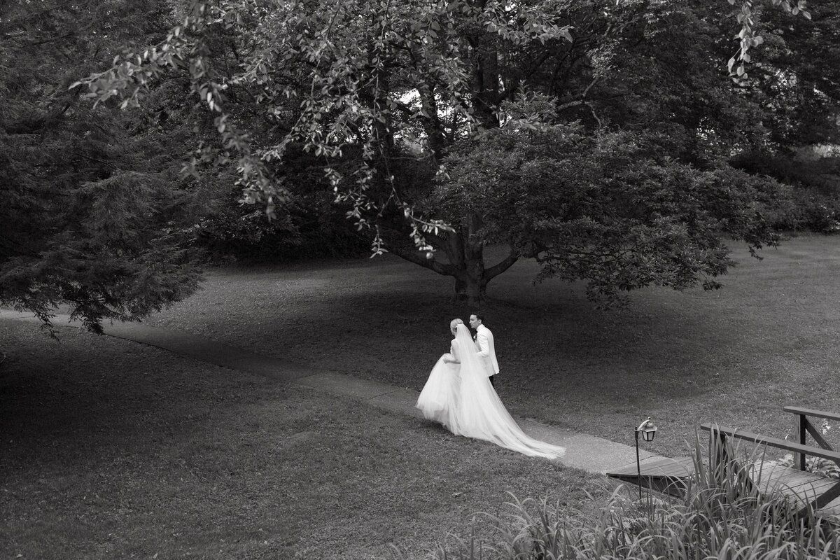 Troutbeck_NY_wedding_LevKuperman_67