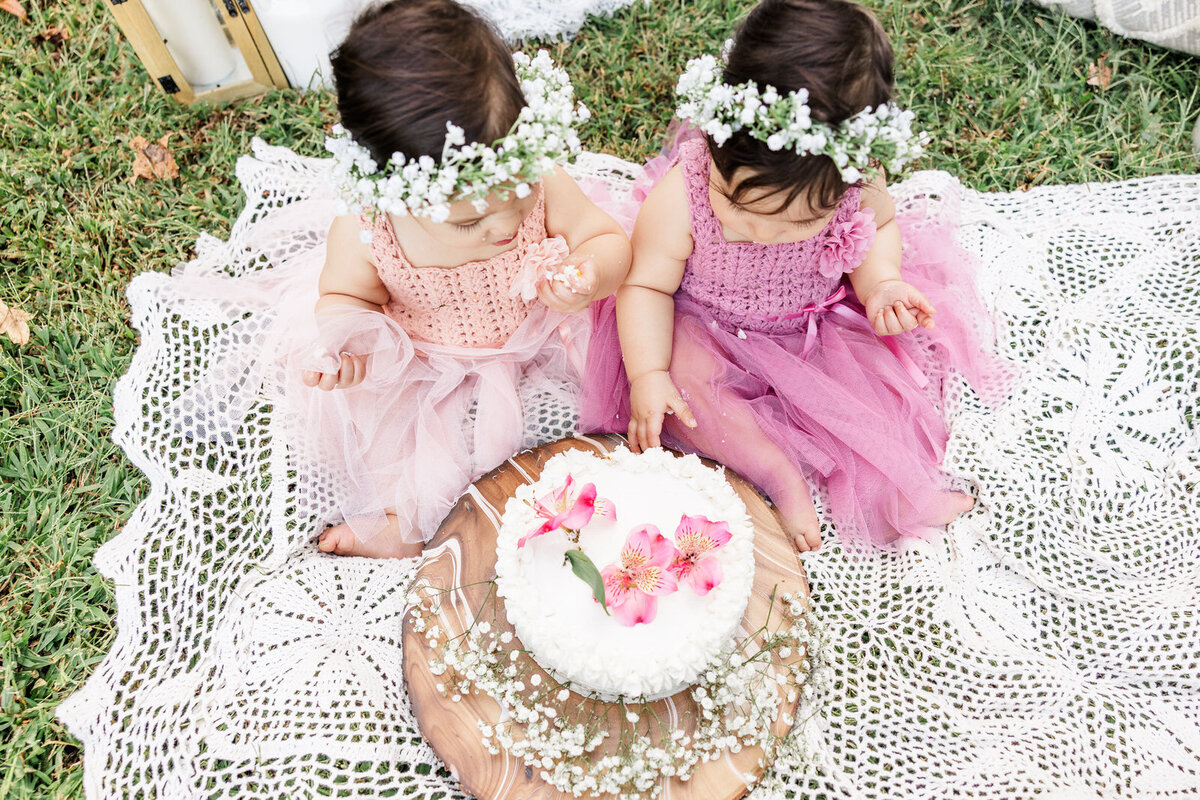 Amalia + Laila Birthday Cake Smash-44