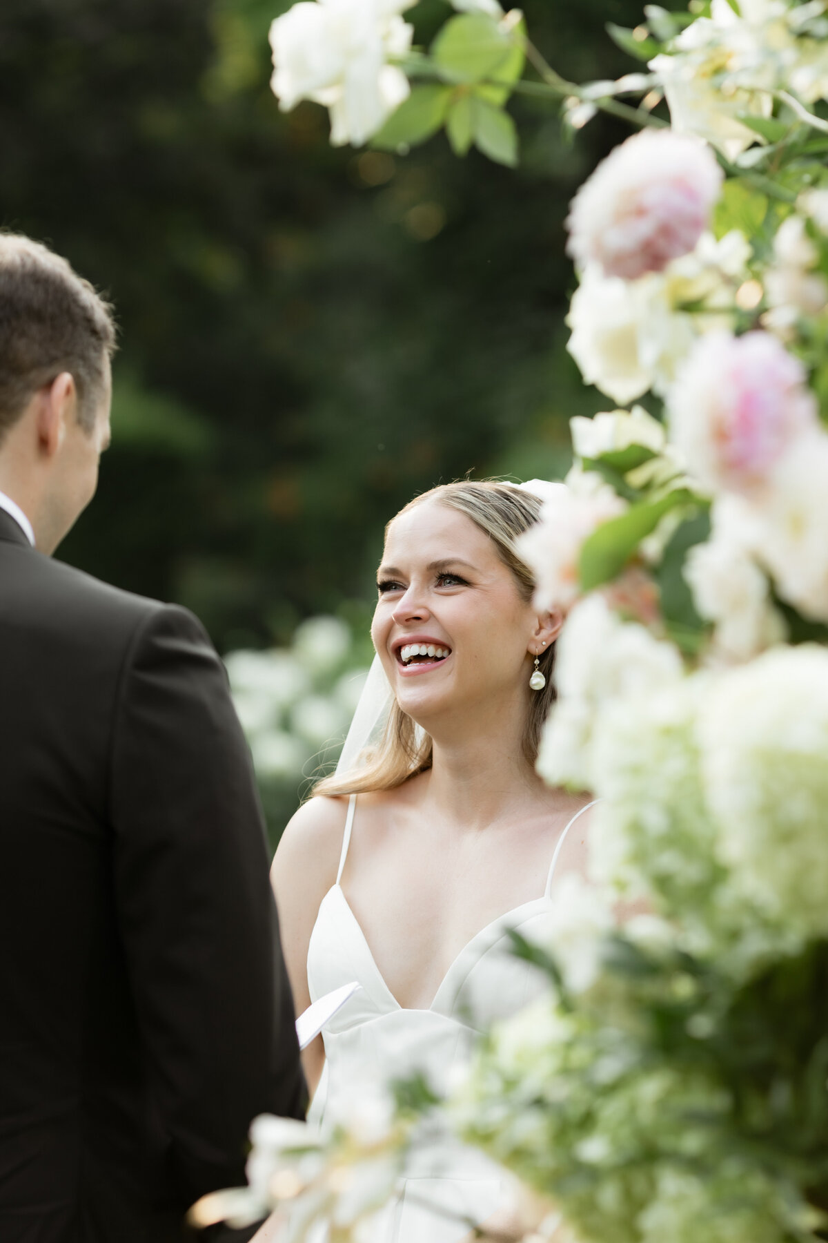 MeghanHemstra-Romantic-Hatley-Castle-Wedding-56