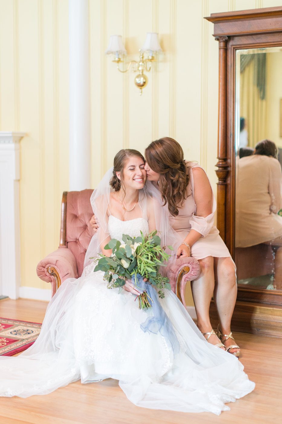 Inn at the Old Silk Mill Wedding Megan Kelsey Photography Jordyn & Zach-207