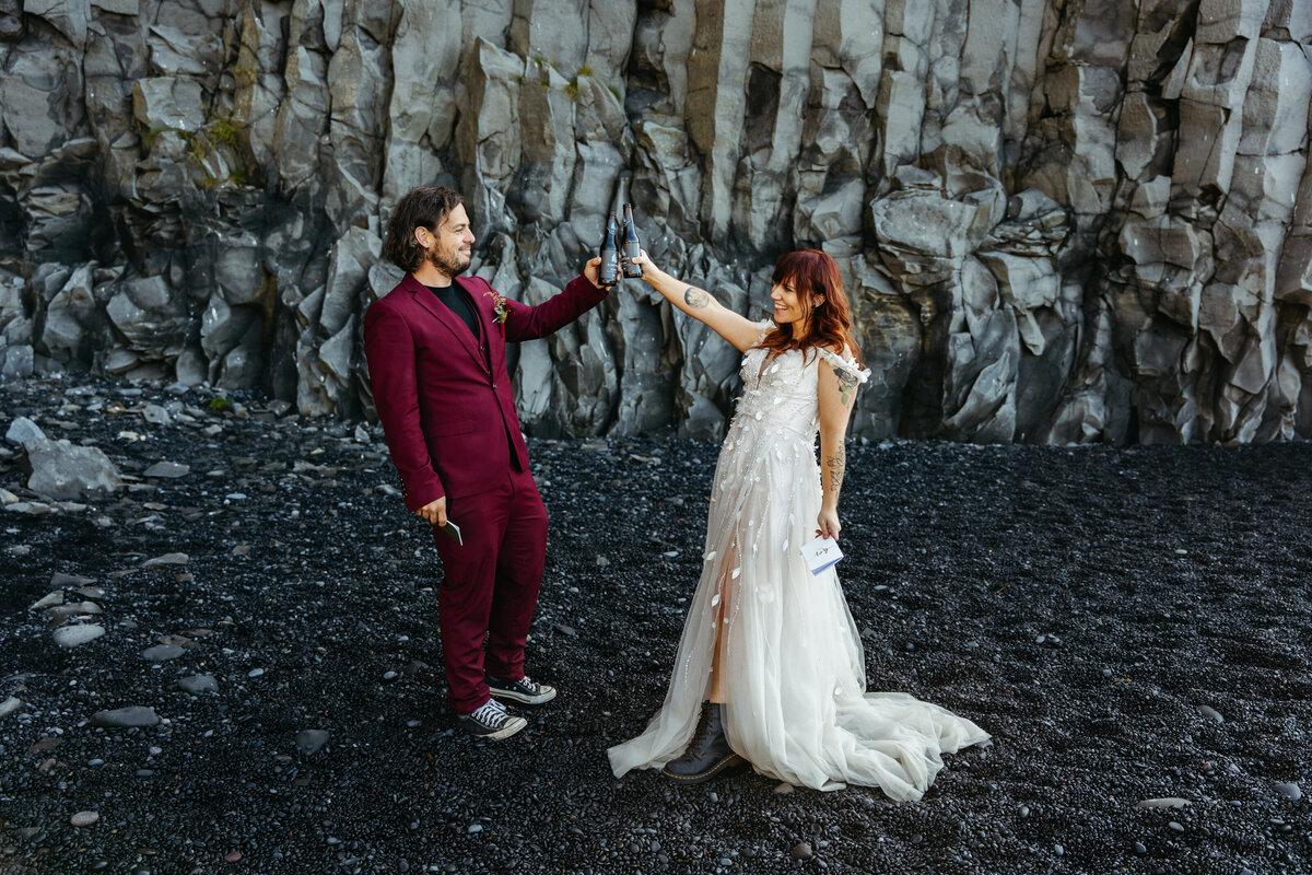 REYNISFJARA Iceland Elopement