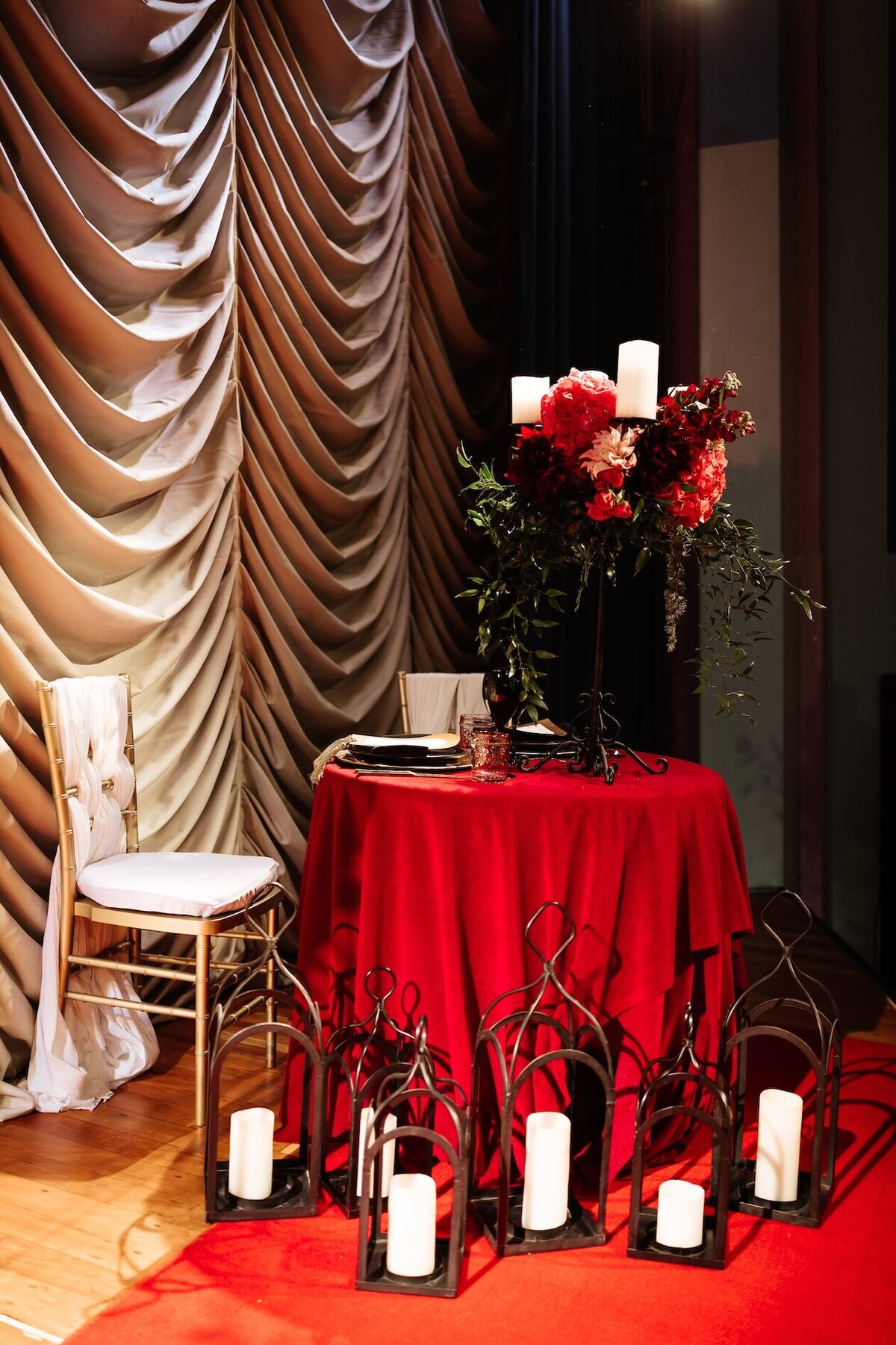 Playful marriage ceremony in boutique NZ venue