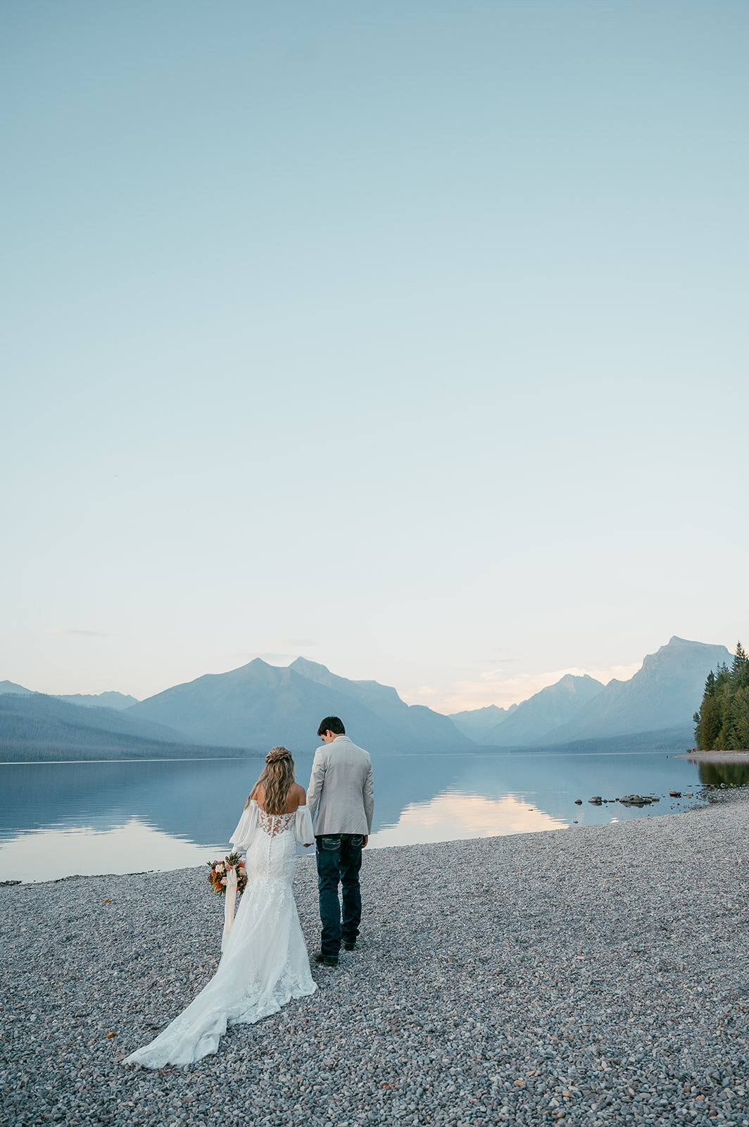 presley-gray-photo-glacier-national-park-elopement-7921