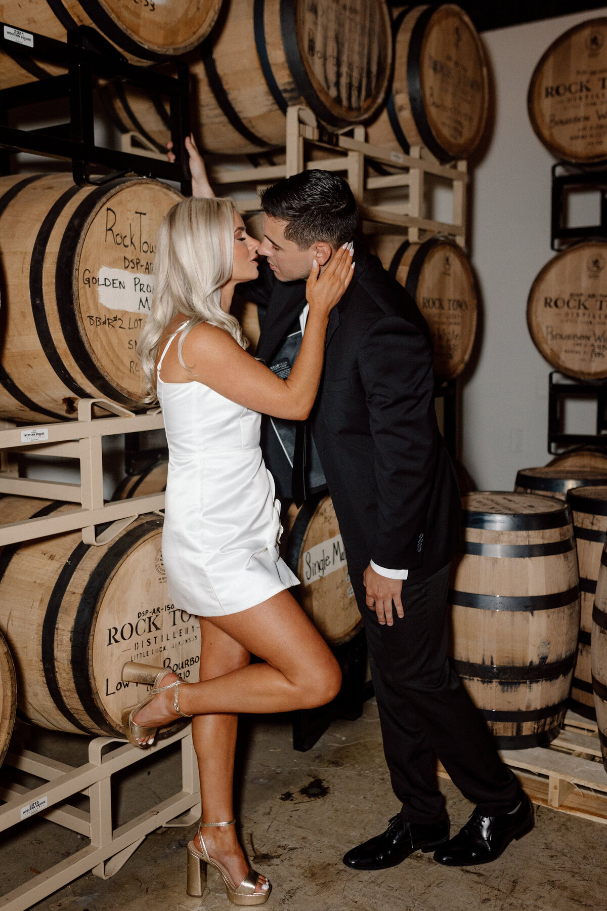 Alyssa-and-Michael-Couple-Engagement-SessionV9A1106