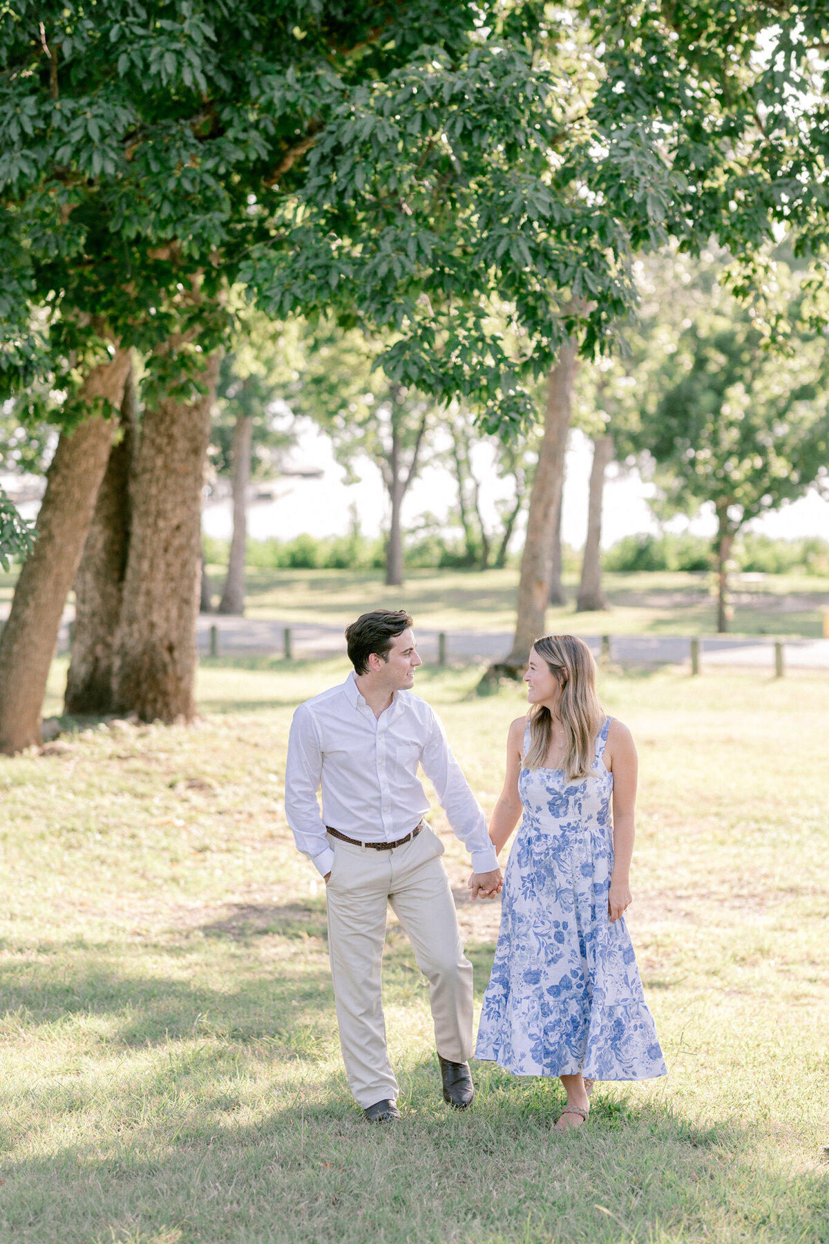 Regan & Owen's White Rock Lake Engagement Session | Dallas Wedding Photographer | Sami Kathryn Photography-5