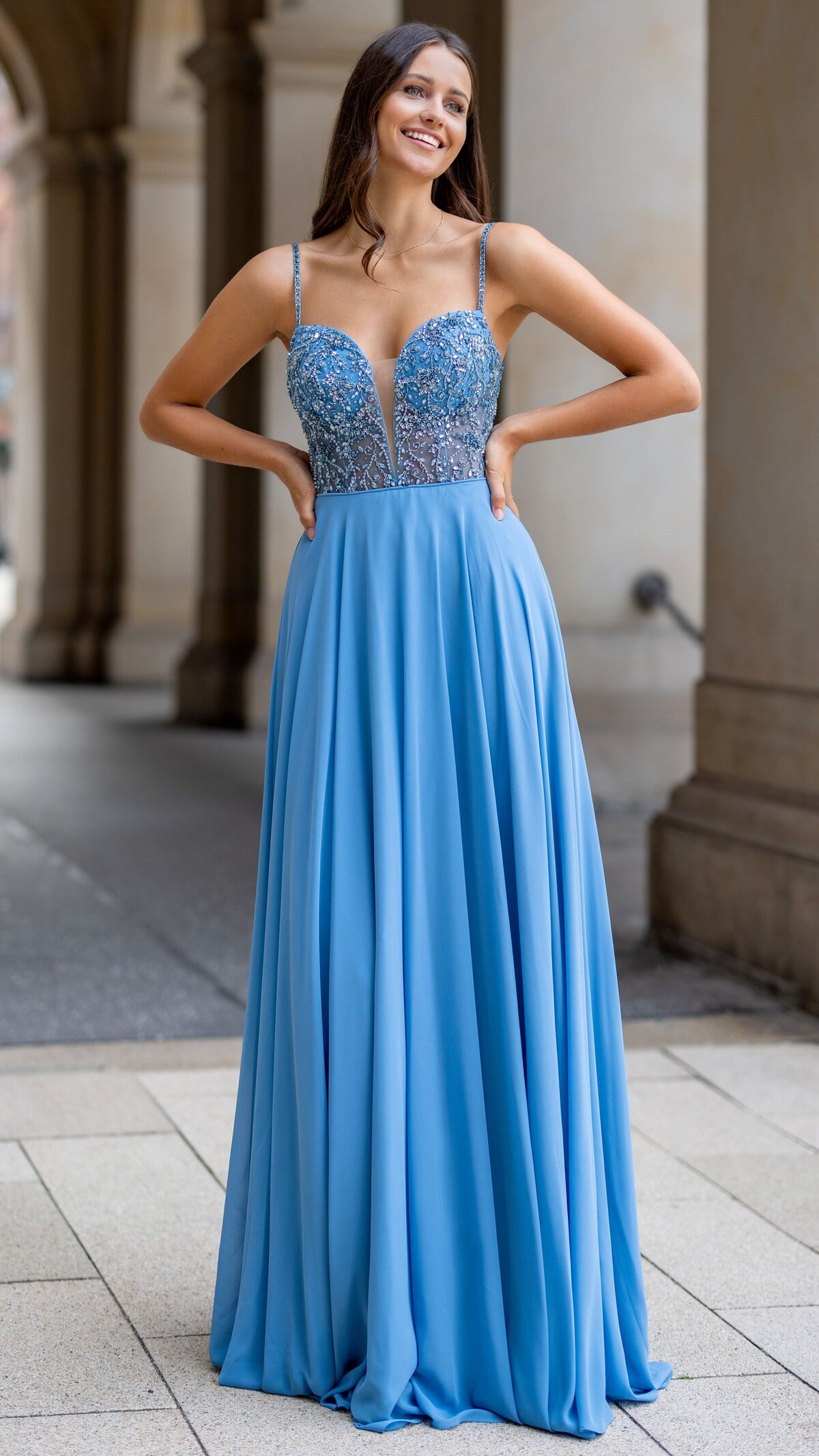 spolecenskesaty21.10.25.61