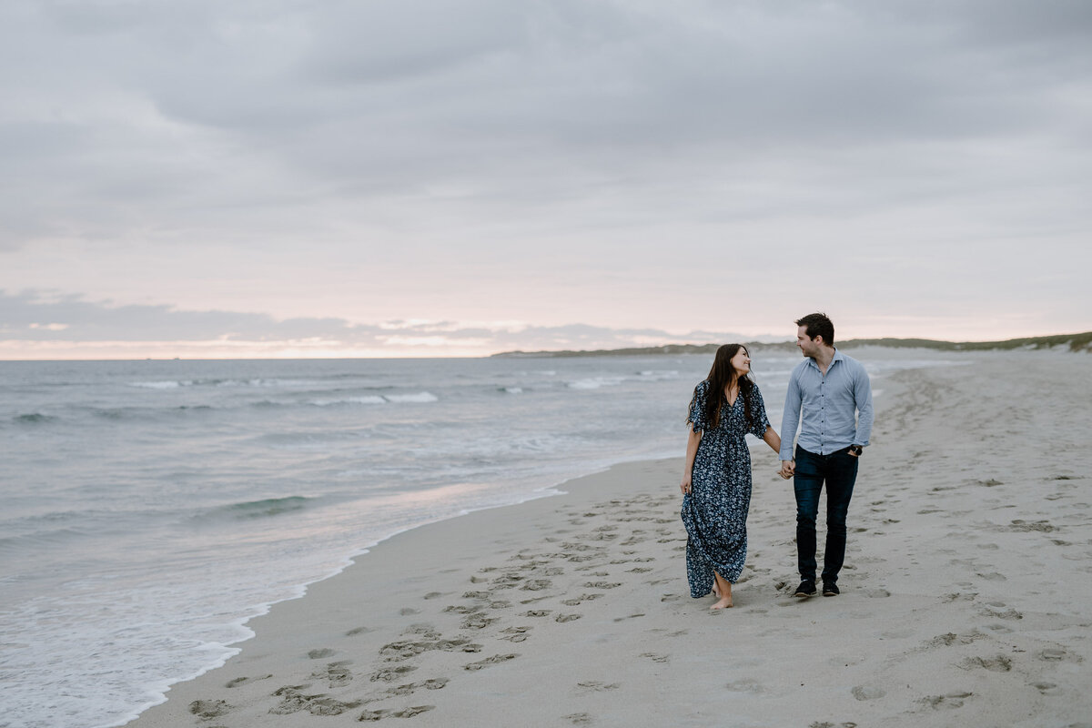 forlovelse_parfoto_charlottechristensen_strand_Oslo-01-01