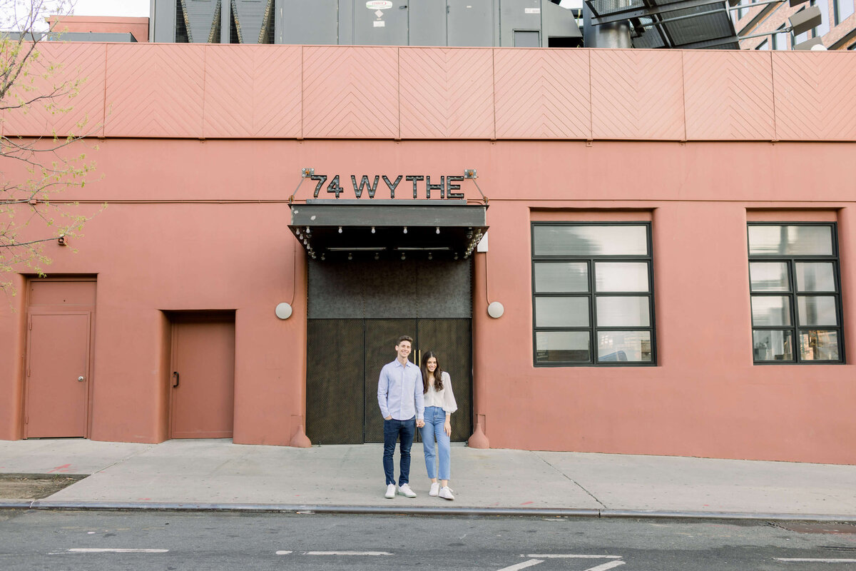 DUMBO_and_Williamsburg_Brooklyn_Engagement_021