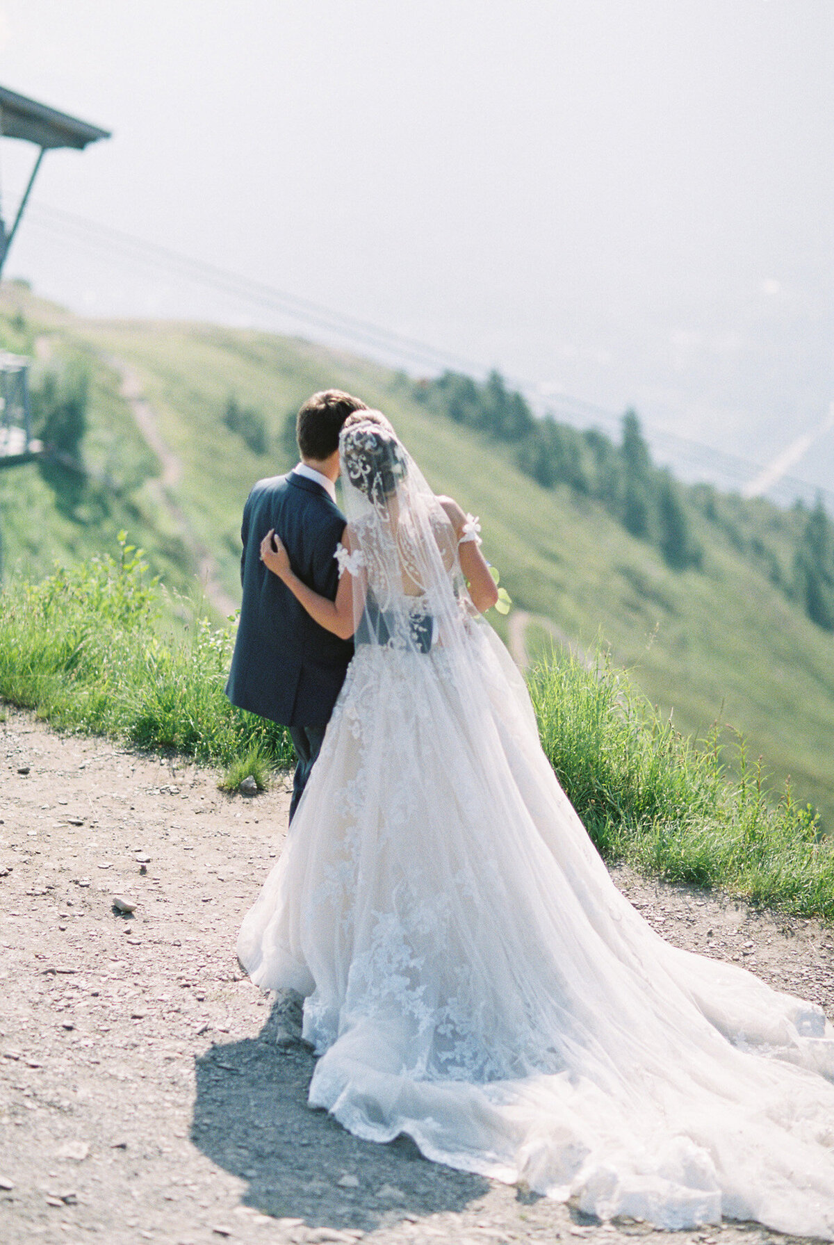 Alyeska-Wedding-Photographer-CorinneGraves-1056