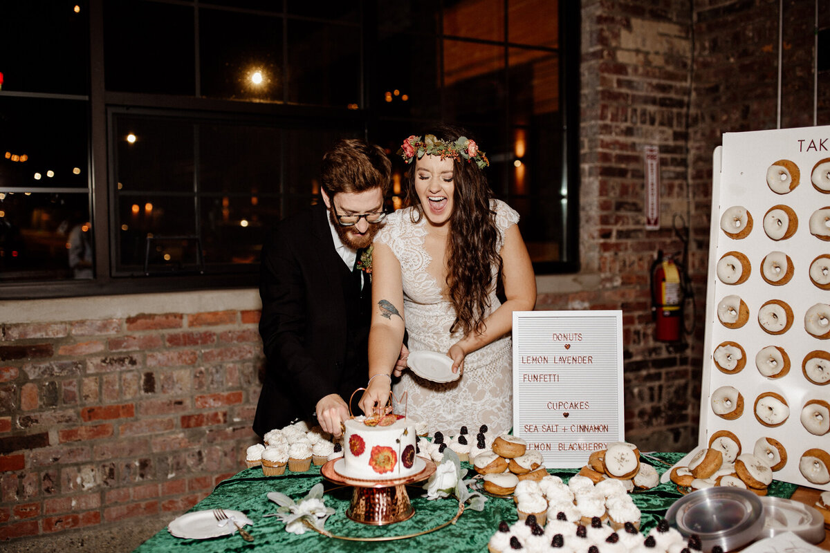 meg-thompson-photography-indianapolis-industry-wedding-courtney-matt-621