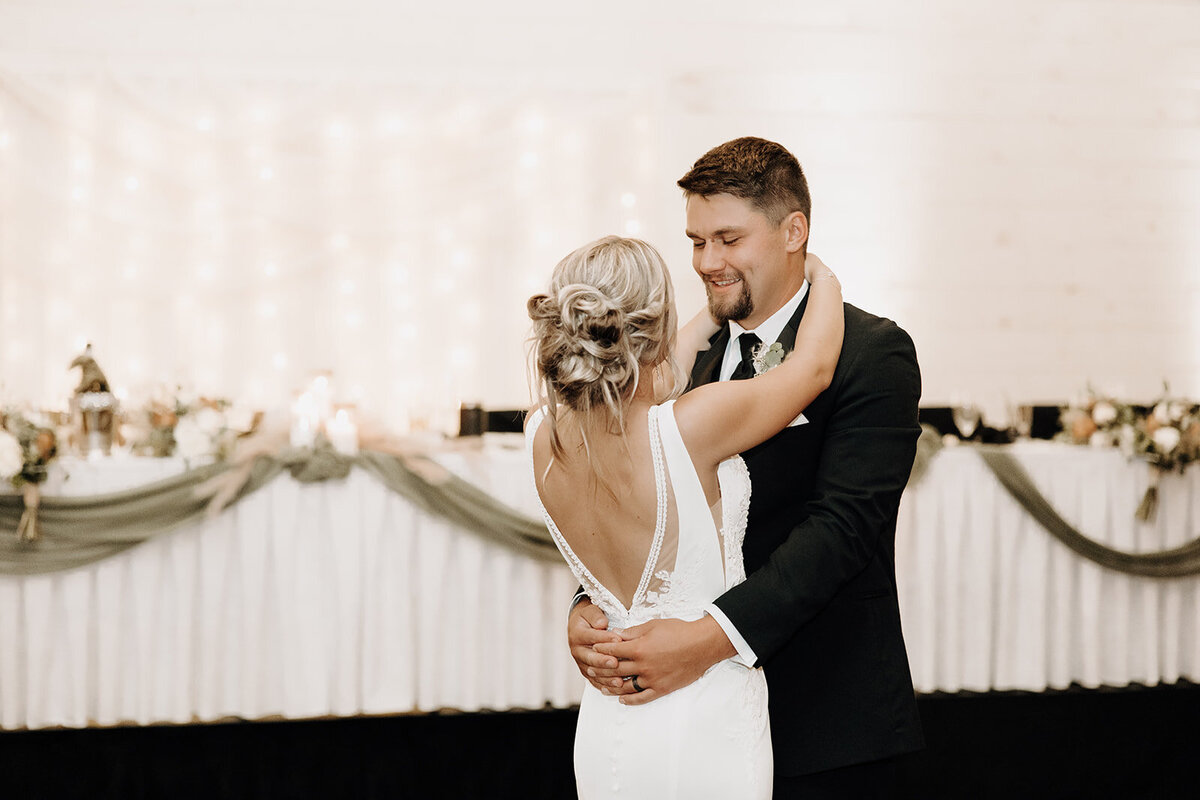 elegant-lilydale-wedding-59