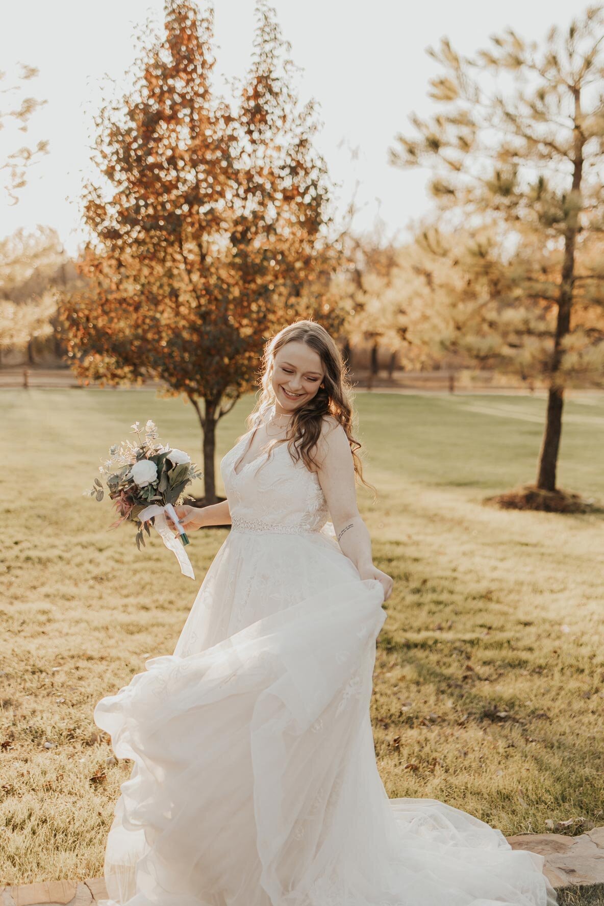bridal-portrait-wedding-dress-bouquet