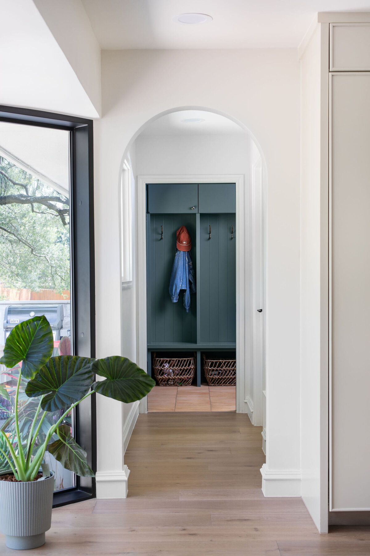hello-home-Mudroom-Green-Cabinets-Organization-19