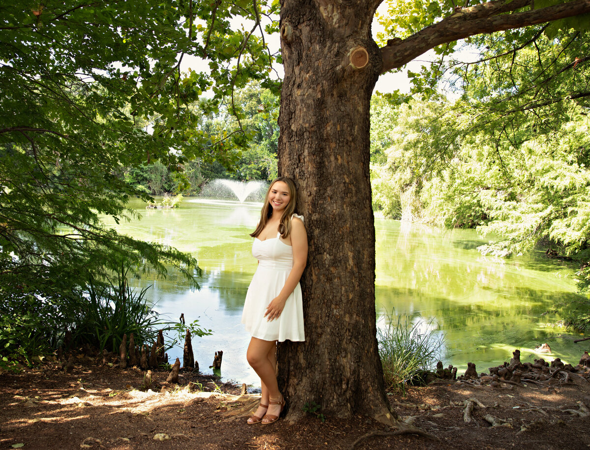 EvaMaganaPhotographyseniorgradportraitsnnewbornbabyboygirlfirstbirthdayphotography (2 of 2)