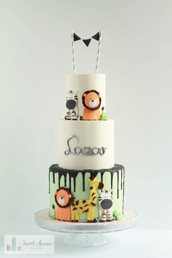jungle animals safari themed birthday cake